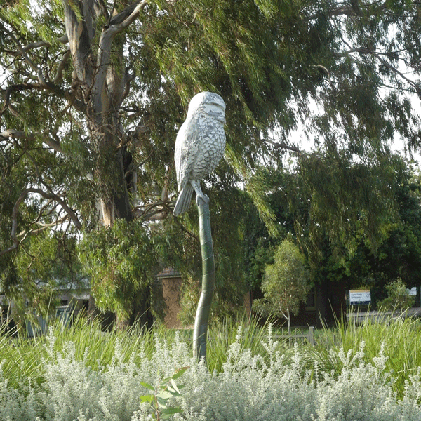Happy Cat. Sculpture by Will Kuiper, Linde Reserve, NPSP